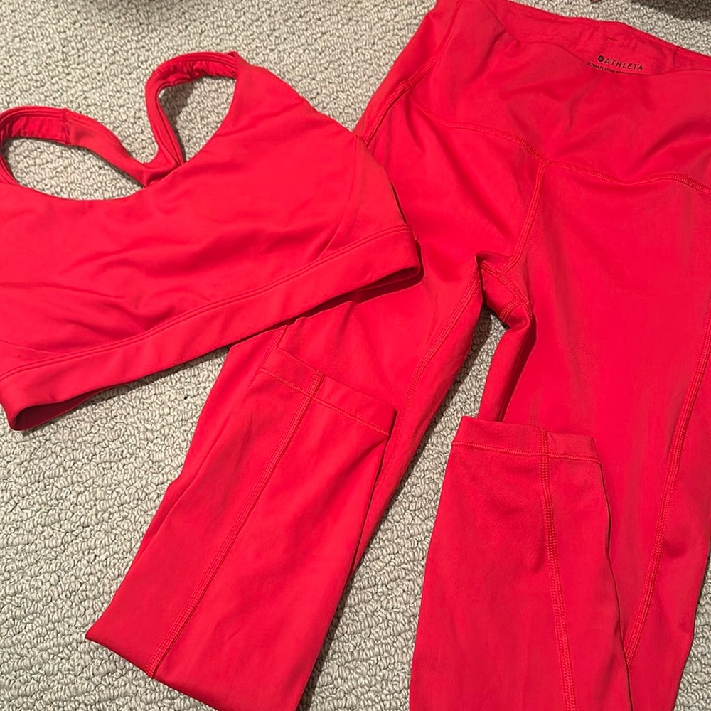 Athleta sports bra and stash pocket 7/8 tight